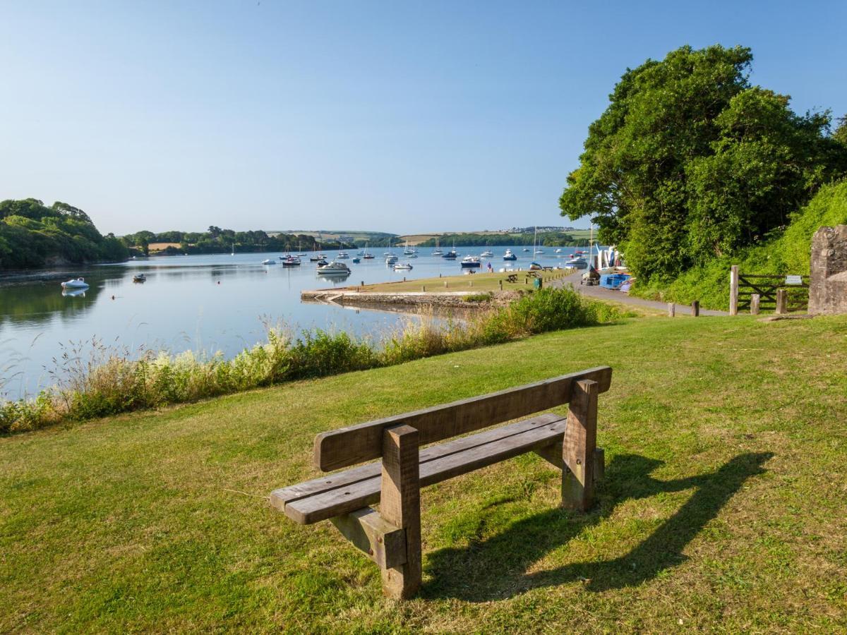 Waters Reach Villa Kingsbridge  Bagian luar foto